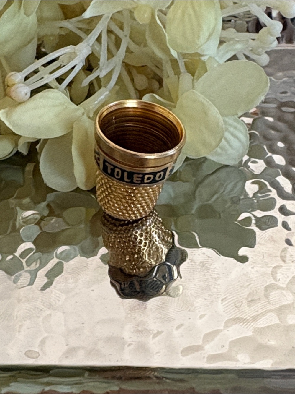Toledo Gold-Tone Metal Thimble with Navy Enamel Band